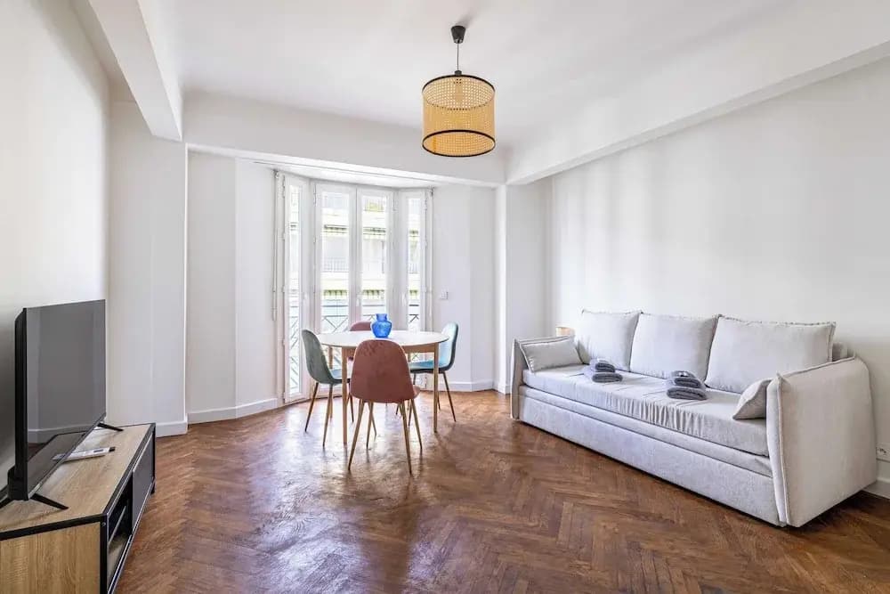Elegance and Refinement With A/C - Cannes - Photo 4