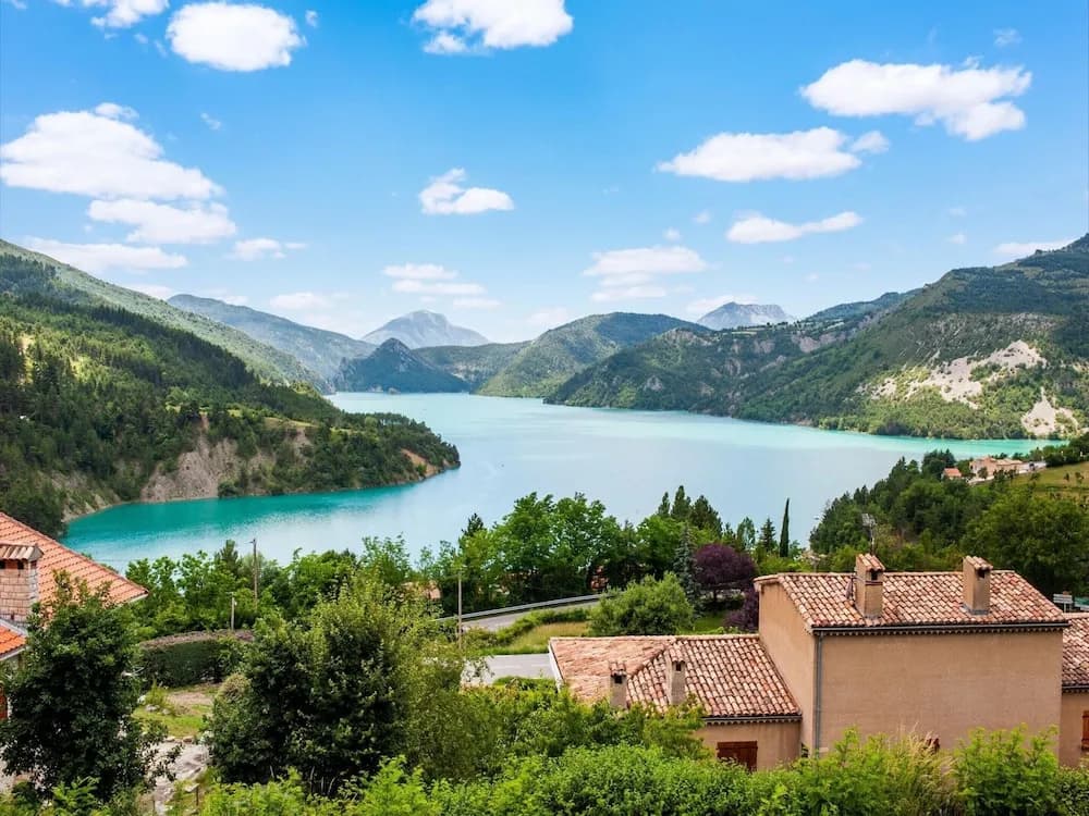 Holiday Home in Saint-julien-du-verdon With Garden - Miniature 5