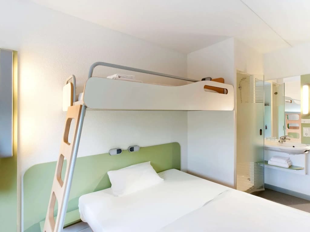 ibis budget Marseille Vitrolles - Miniature 5