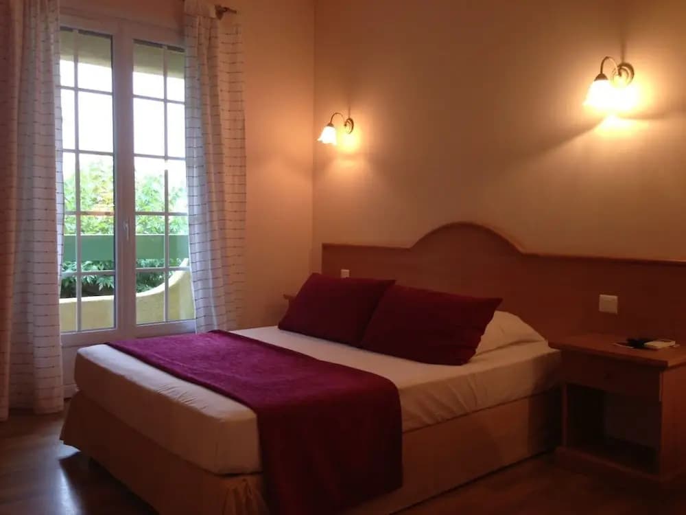 Auberge Les Oliviers - Miniature 3