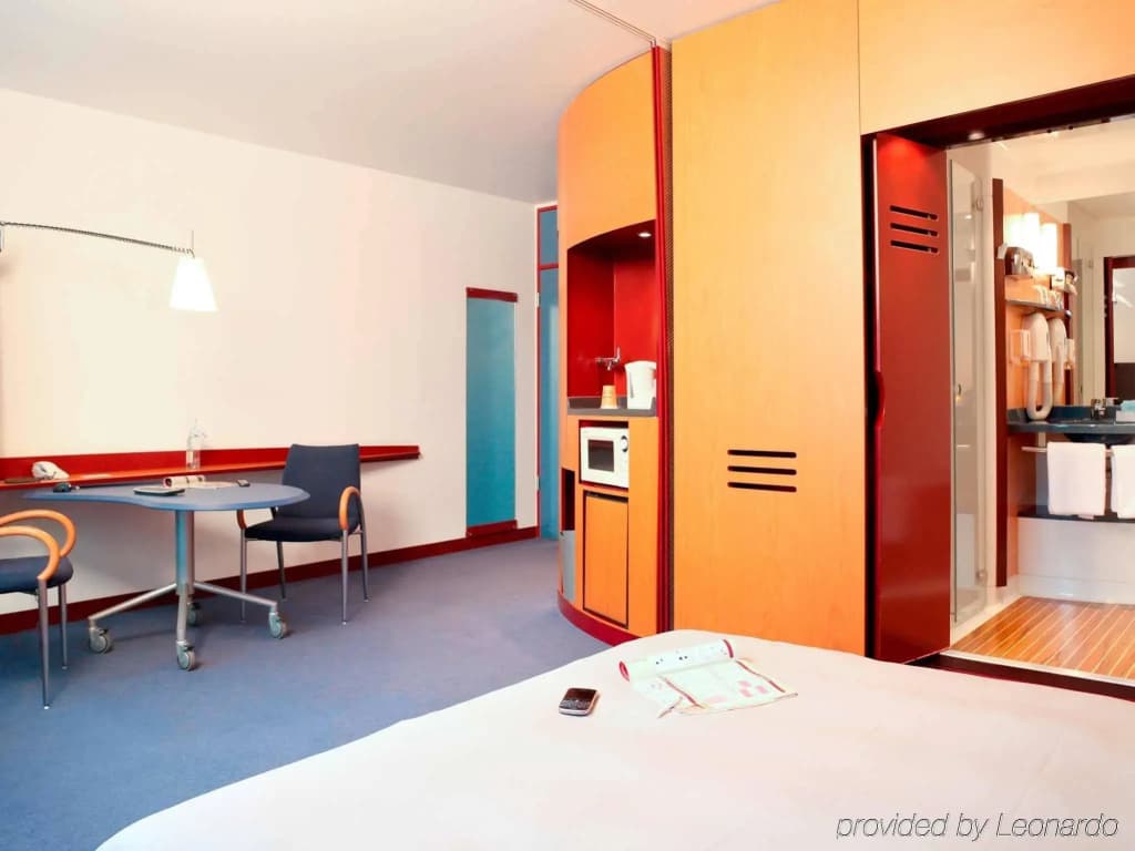 Novotel Suites Rouen Normandie - Photo 3