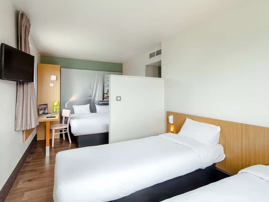 B&B HOTEL Creil Chantilly - Photo 3