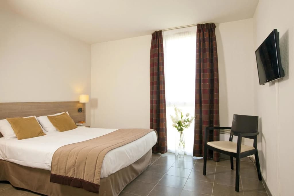 Sejours & Affaires Manosque Moulin Neuf - Photo 4