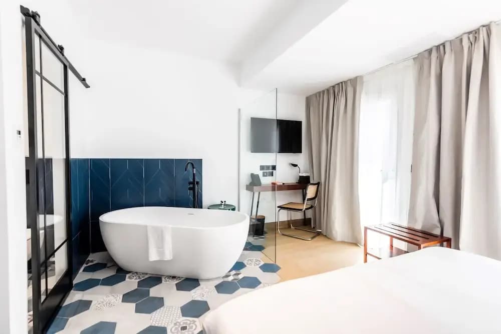 Victoria Boutique Hotel - Miniature 8