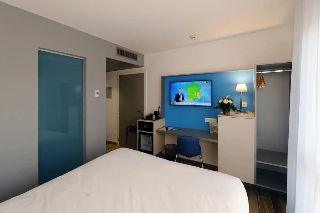 Colmar Hotel - Photo 5