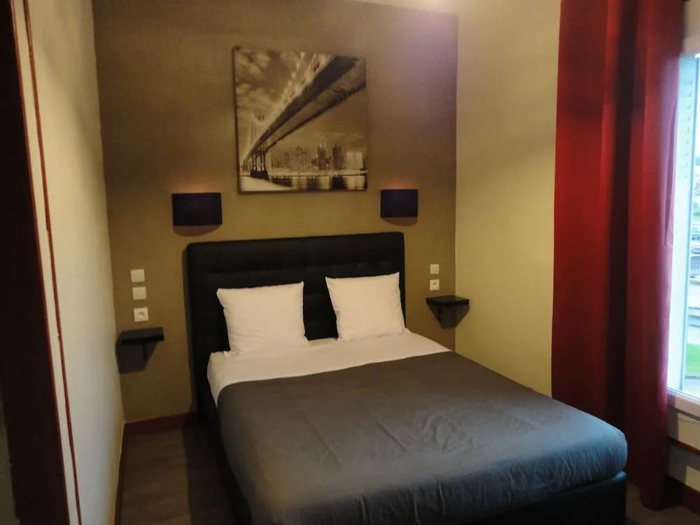 Hôtel des Deux Gares - Photo 5