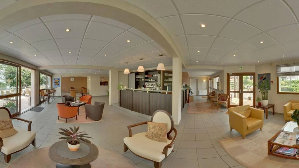 Hotel The Originals Auray Sud Alicia (ex Inter-Hotel) - Photo 1