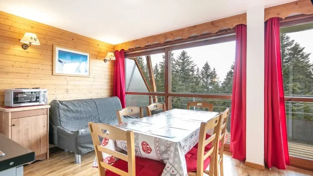 Ski-in Apartment in Chamrousse - Photo 1