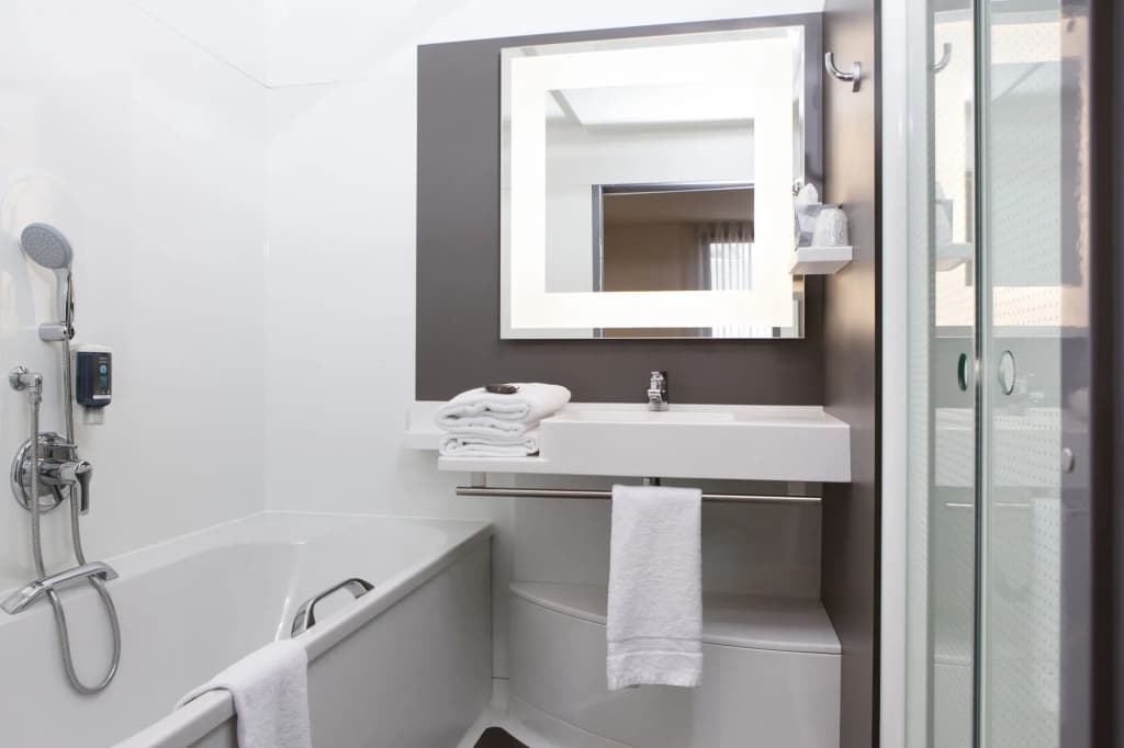 B&B HOTEL Rueil-Malmaison Gare - Miniature 8