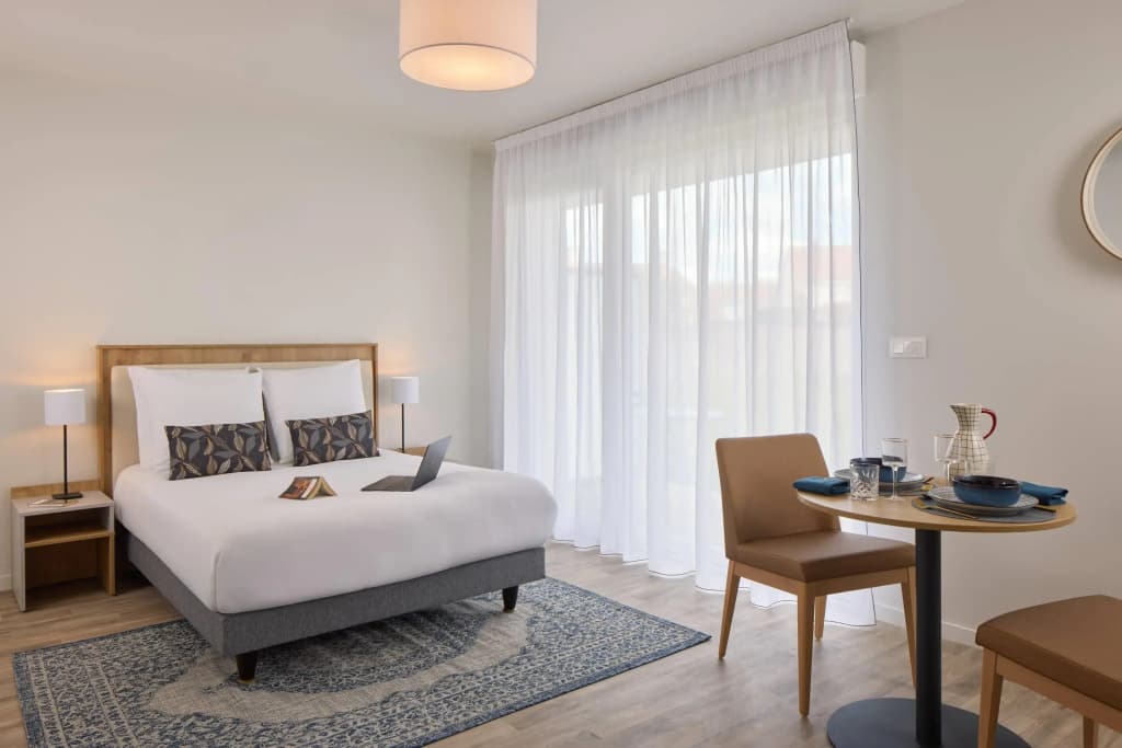 Quality Aparthotel Cholet - Photo 3