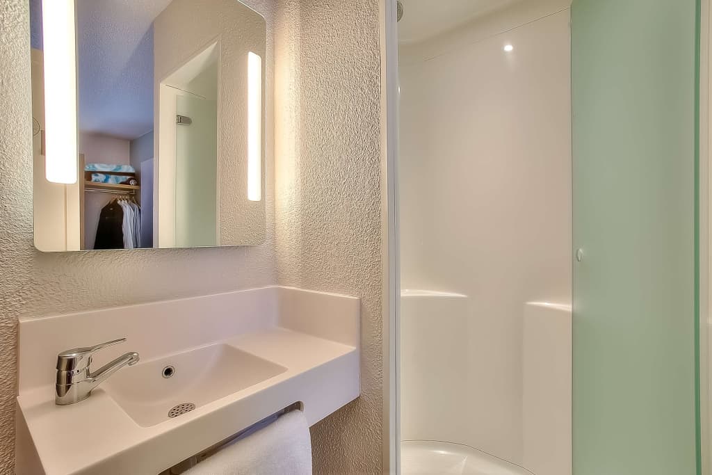 B&B HOTEL Antibes Sophia Antipolis - Miniature 8