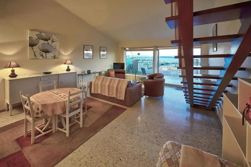 SUPERBE DUPLEX IDEALEMENT SITUE PROCHE PLAGES AVEC GRANDE TERRASSE VUE PORT !l A1B59 - Miniature 6