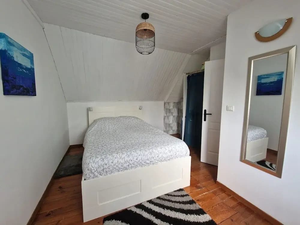 Countryside Holiday Home Near the Beach - Miniature 2
