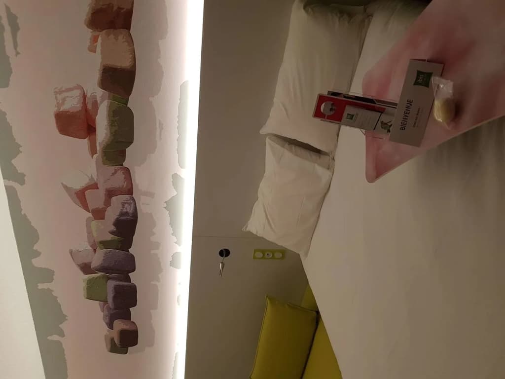 ibis Styles Fréjus Saint-Raphaël - Miniature 6