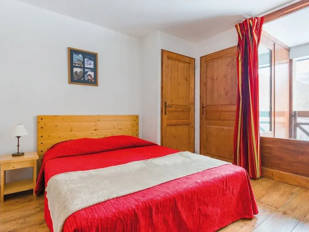 Studio in Brides les Bains 600m From Skilift - Photo 2