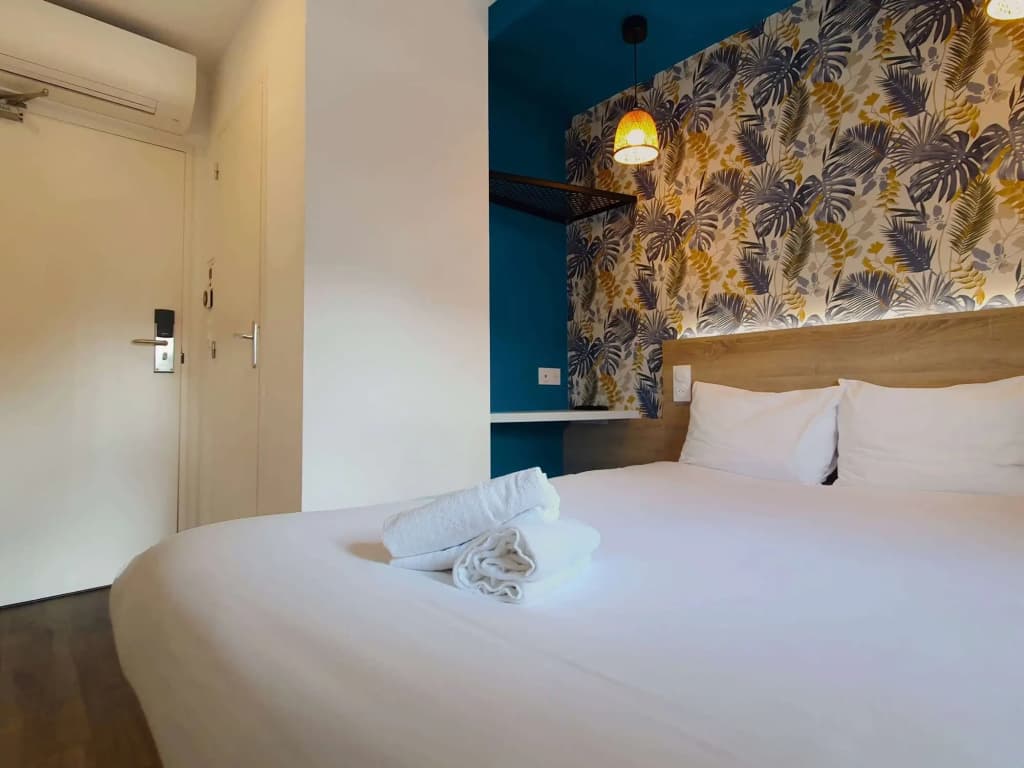 Kyriad ECO - Toulon Ouest La Seyne sur Mer - Photo 2