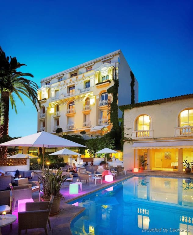 Hotel Juana - Photo 1
