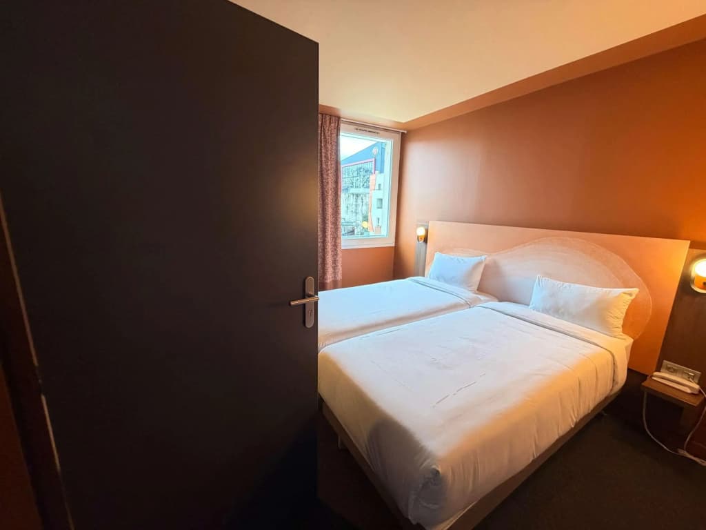 ibis Styles Alès Centre Cévennes - Photo 4