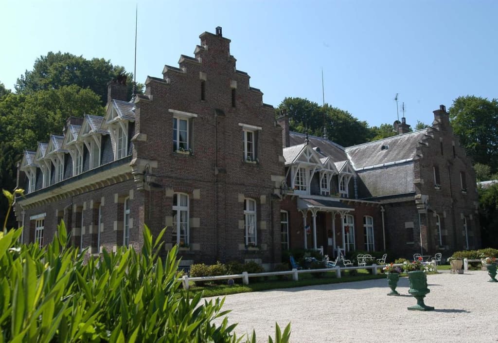 Domaine de Joinville & Spa - Photo 1