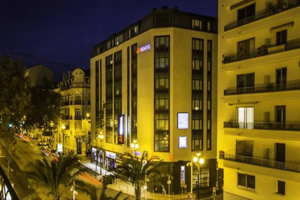 Novotel Suites Cannes Centre - Photo 1