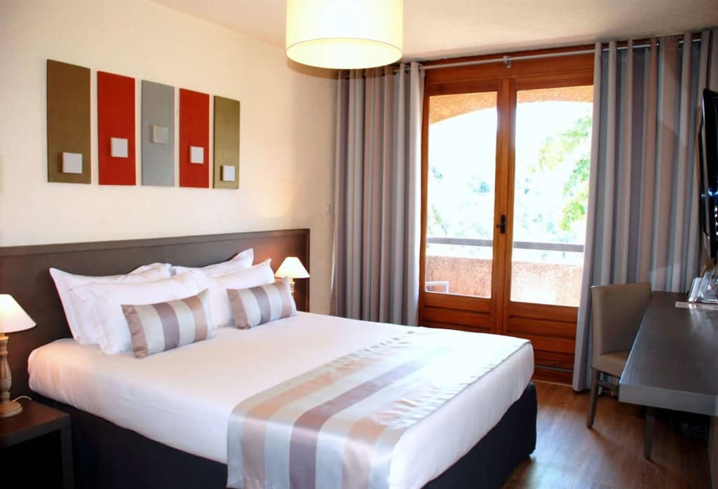 Hôtel La Résidence des 3 Barbus - Photo 2