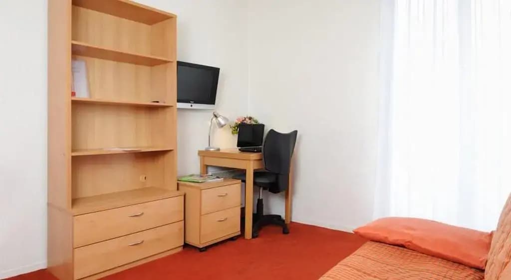 Séjours & Affaires Paris Nanterre - Miniature 7