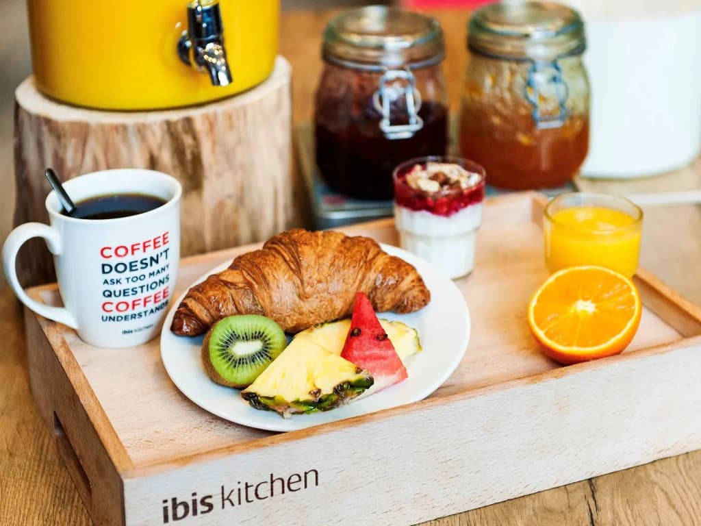 ibis Chatellerault - Miniature 8