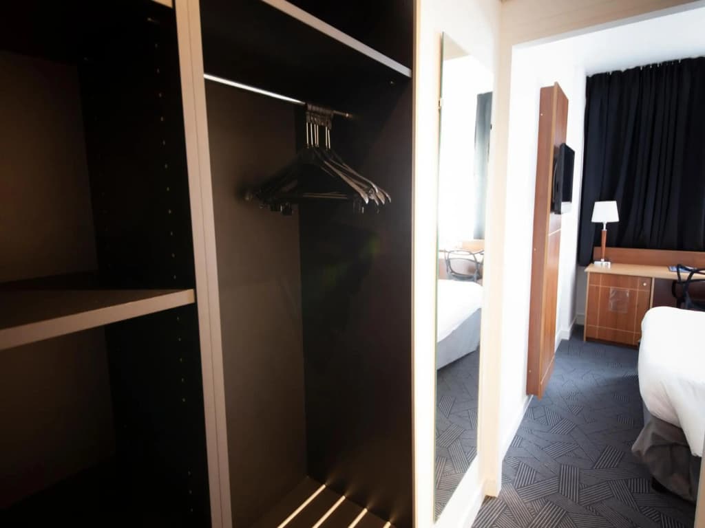 Kyriad Clermont-Ferrand Centre - Photo 4