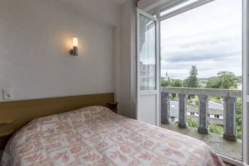 Hotel Montfort - Miniature 7