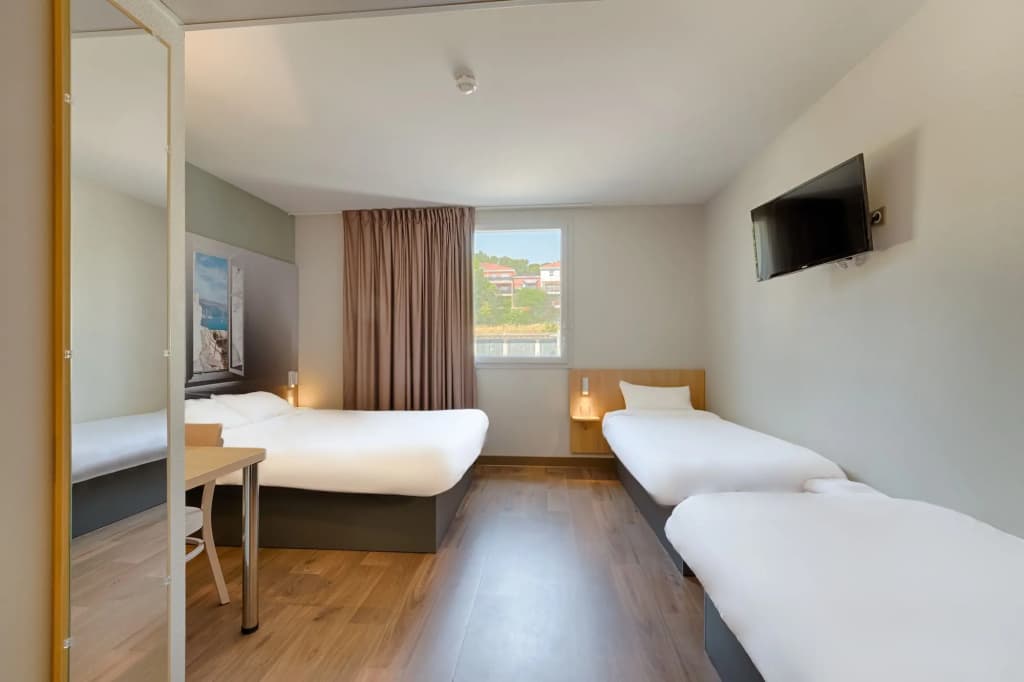 B&B HOTEL MARSEILLE La Valentine Saint-Menet - Miniature 6