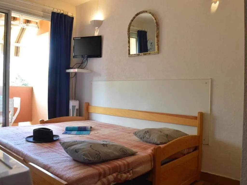 Appartement Bormes-les-Mimosas, 1 pièce, 4 personnes - FR-1-251-226 - Photo 2