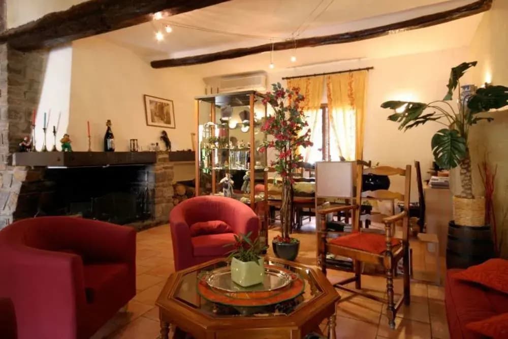 Le Relais des Lavandins - Photo 1