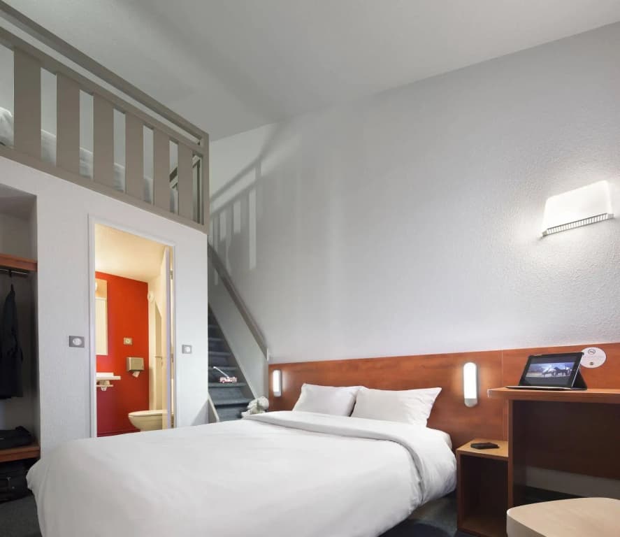 B&B HOTEL Angers 1 Beaucouzé - Photo 4