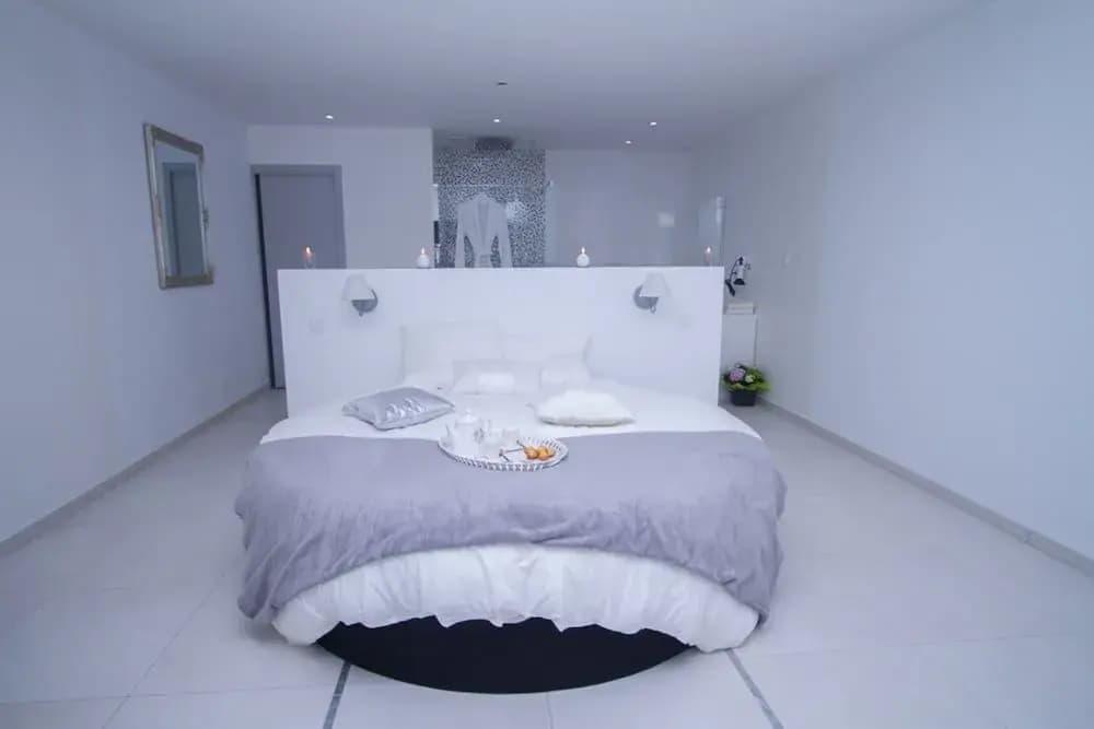 Love Loft - Photo 1