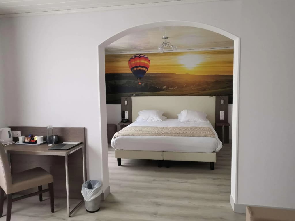 Best Western Hotel Ile de France - Photo 3