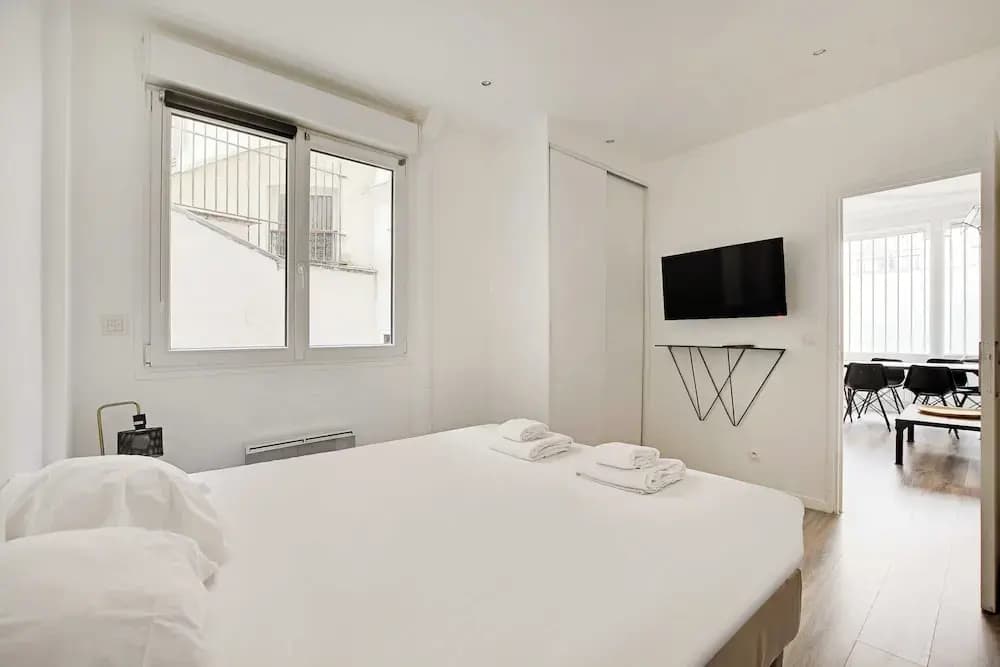 Magnificent Apartment - 2br/6p - Rochechouart - Photo 3