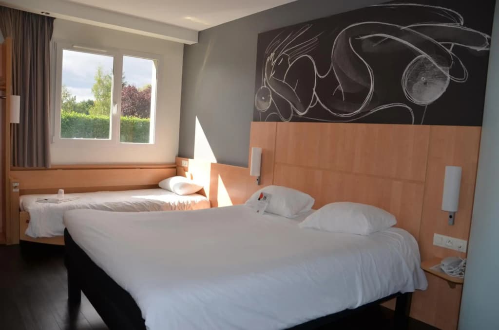 ibis Issoire - Photo 2