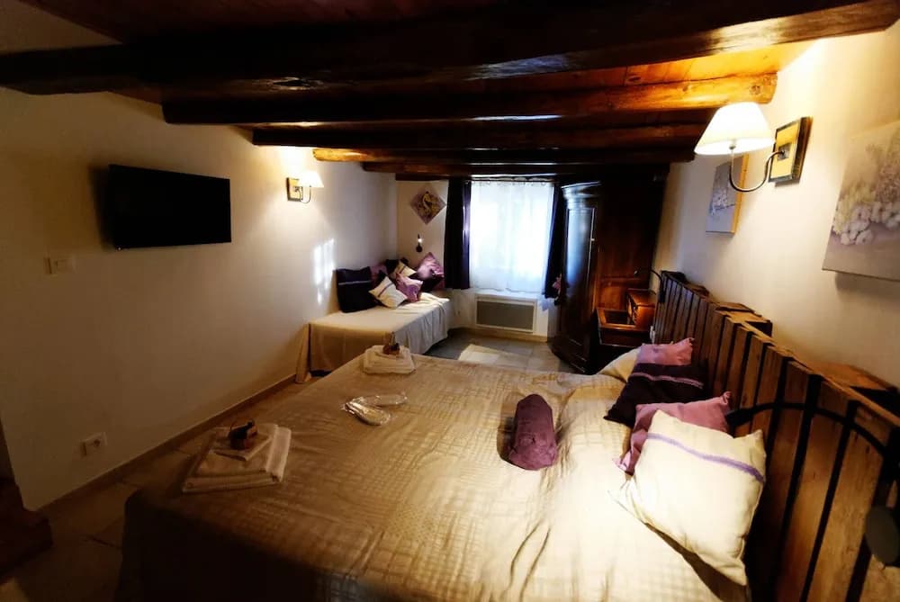 Au Dessus de Parady - Photo 2