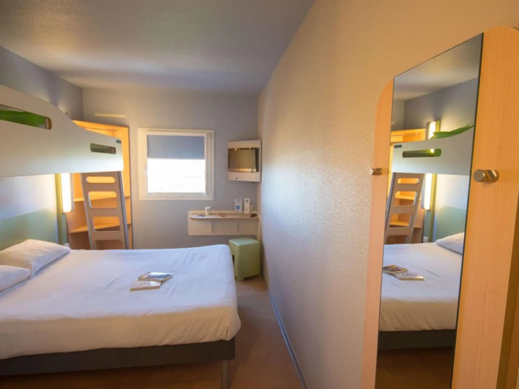 ibis budget Narbonne Est - Photo 3