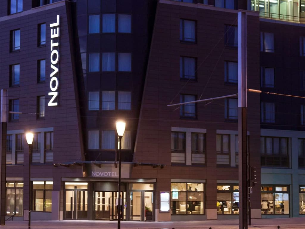Novotel Paris Stade Basilique - Photo 1
