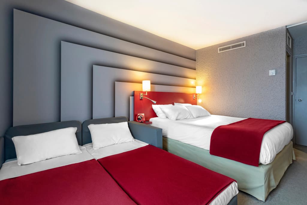 ibis Styles Avignon Sud - Photo 1