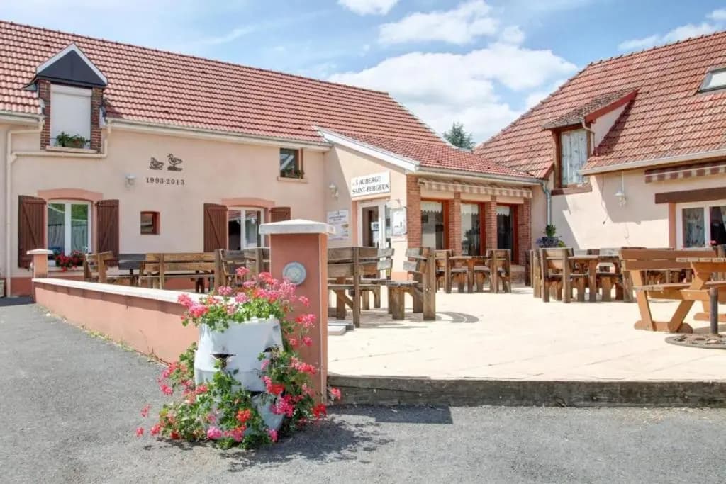 Auberge Saint Fergeux - Miniature 7