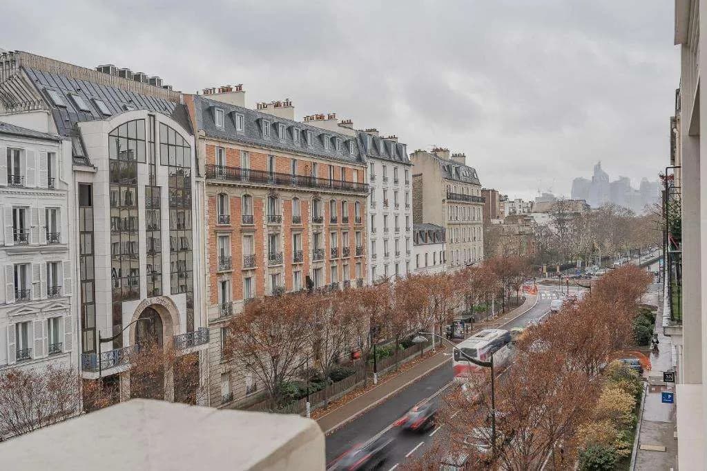 Yuna Porte Maillot - ApartHotel - Photo 1