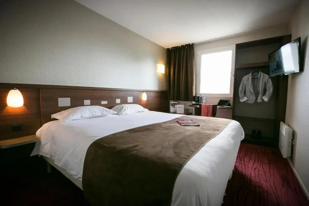 Brit Hotel Rennes - Le Castel - Miniature 7
