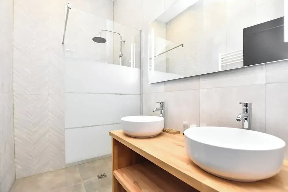 Quiet Apartment - 3br/8p - Nation - Miniature 7