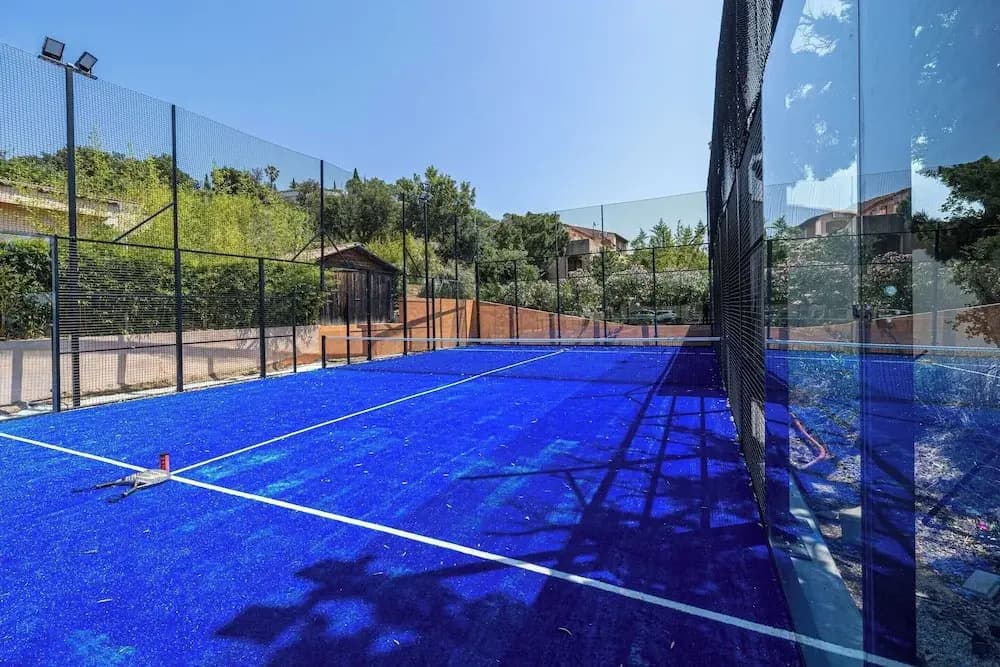 Room in a Magnificent 500m2 Provencal Villa - Miniature 8