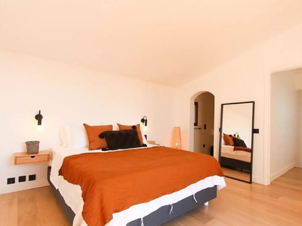 Majestic Holiday Home in Grimaud With Private Pool - Photo 4