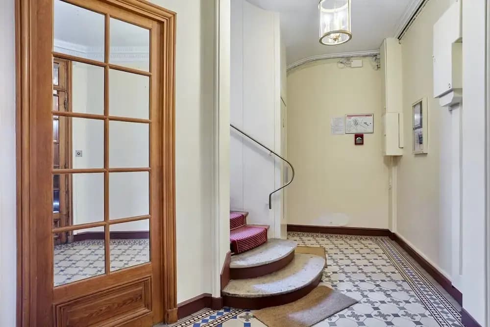 Superb Invalide Apartment Near Eiffel Tower - Miniature 8