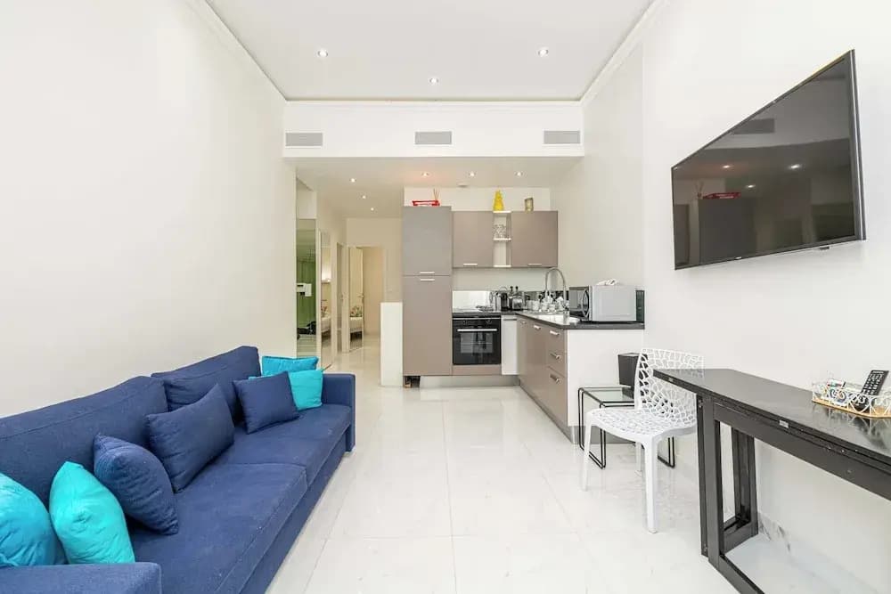 Beautiful Two Bedroom Apartment Near Croisette - Photo 5