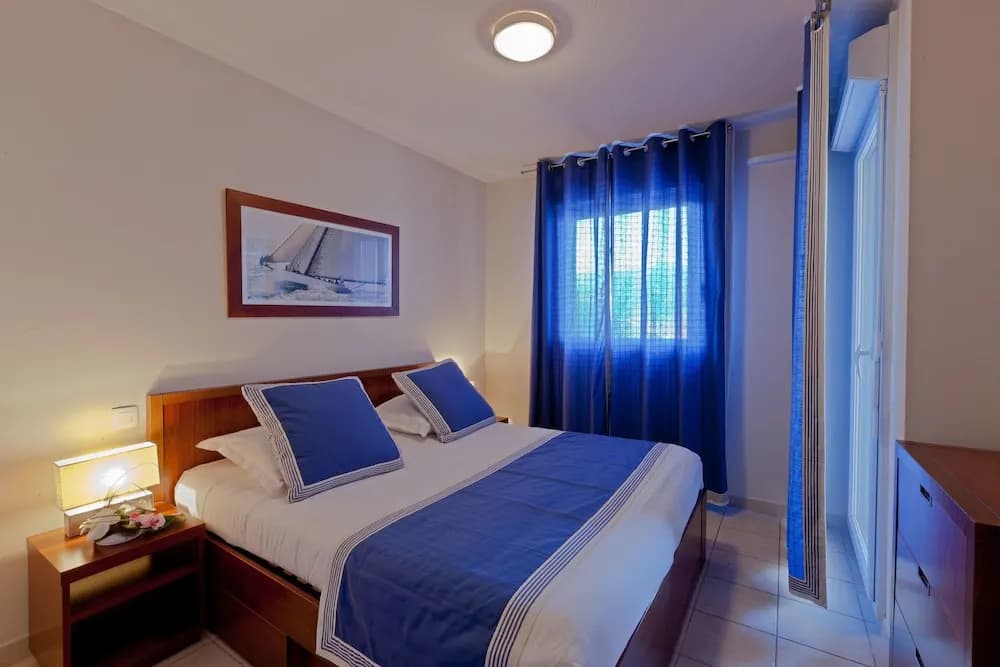 Mimozas Resort Cannes - Photo 4